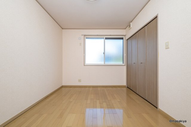 ドストーレスみわの洋室