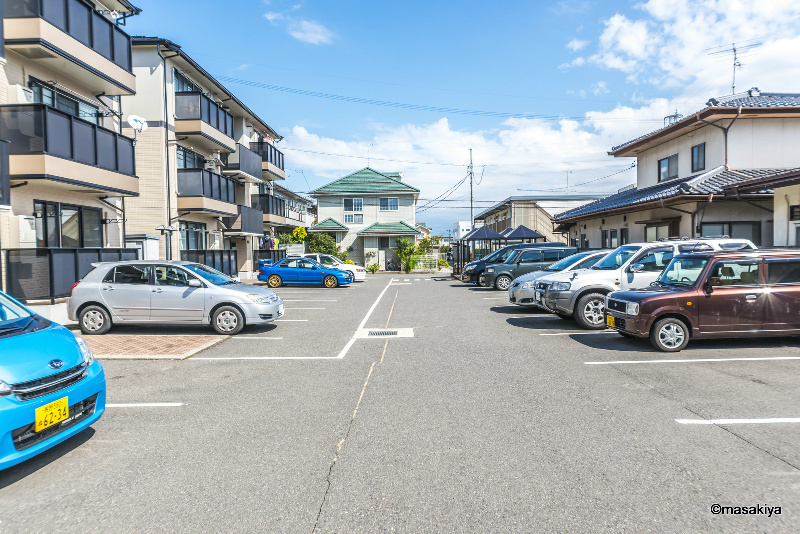 ドストーレスみわの駐車場|駐車場