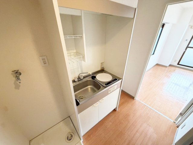 K緑地のキッチン