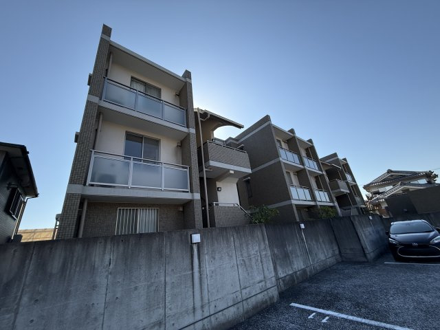 ALPORTOの外観
