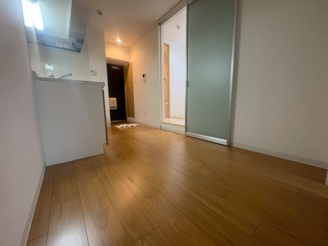 吹田市江坂町１丁目の賃貸マンションの居間・リビング