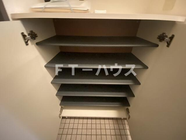 アルブル・オリオン船橋の収納