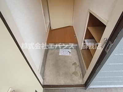 【玄関】 | プラザドゥサン | きれいな玄関です