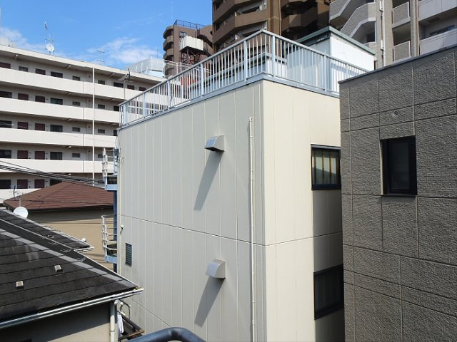 スターハイツ初台の外観