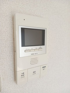 【セキュリティ】 | サンメリー辻・鴨宮 | モニター付きインターホンです