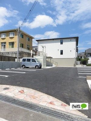 【駐車場】 | プレミアム２２番館