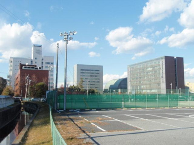 中央学院大学 710m
