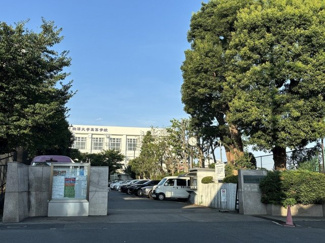 駒沢大学高等学校 徒歩98分。 7820m
