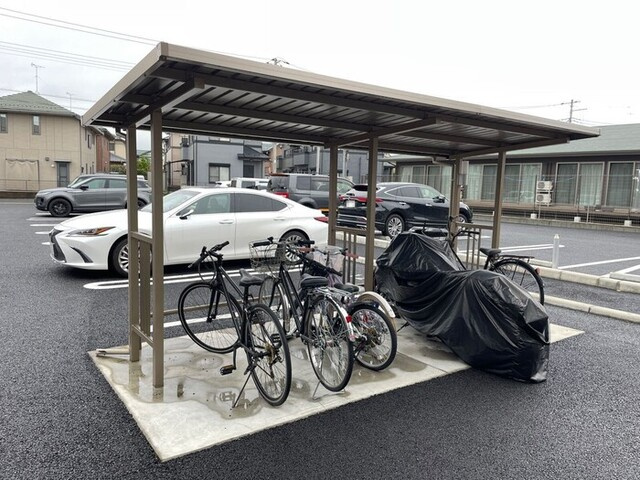 ルッソのその他|駐輪場