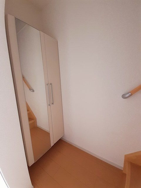 アロッジオ　ＥＸの玄関