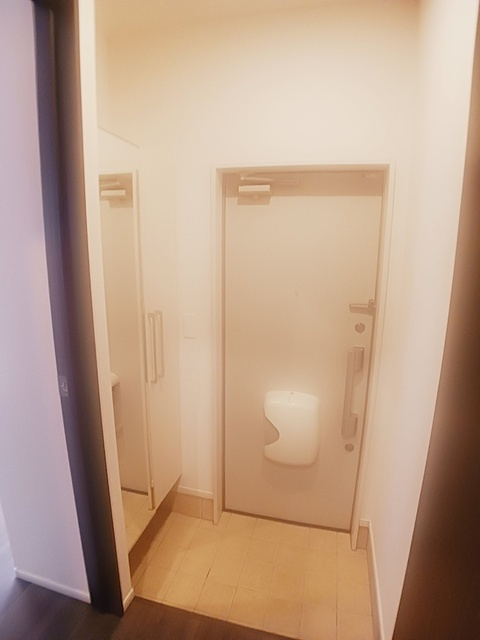 アリッサムの玄関