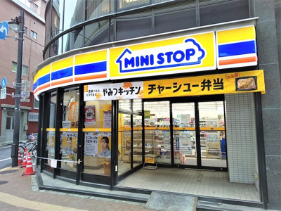 ミニストップ板橋中丸店まで60ｍ
