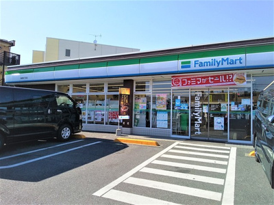 ファミリーマート島根四丁目店まで240ｍ