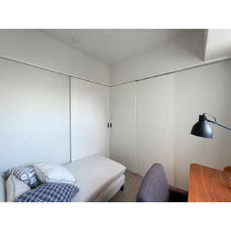 【家具/調度品に関しては配置例を示したもので実際の賃貸には含まれません】