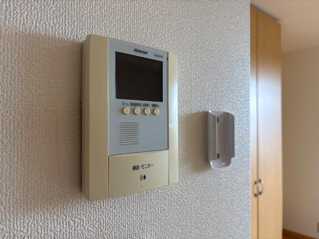 ドリームハウスの内装|カメラ付インターホン