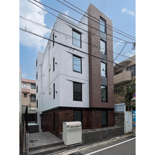 ディーベース御嶽山の外観
