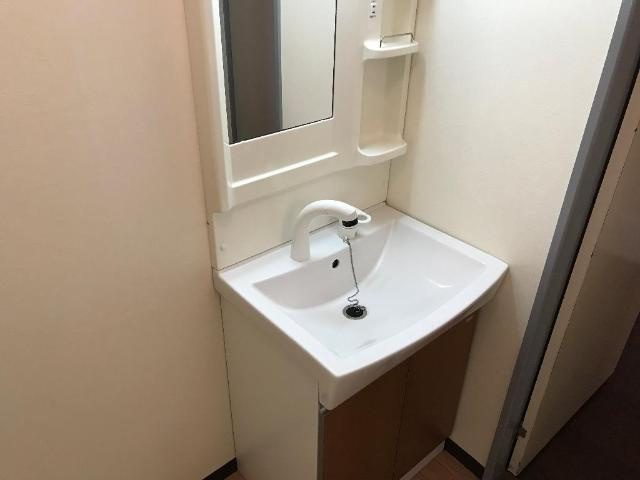シャインヒルズ滝ノ水の洗面所|洗髪洗面化粧台