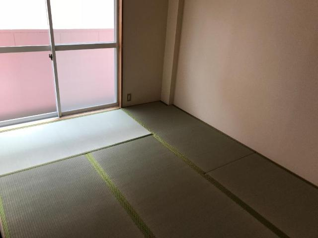 シャインヒルズ滝ノ水の内装|和室