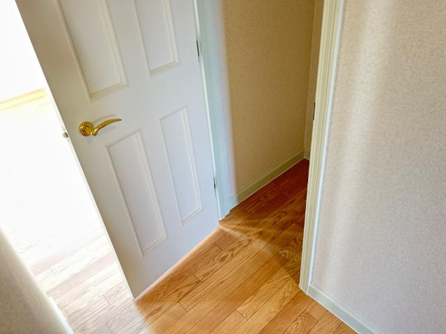 グリーンヒルズ上ノ山の内装|廊下収納