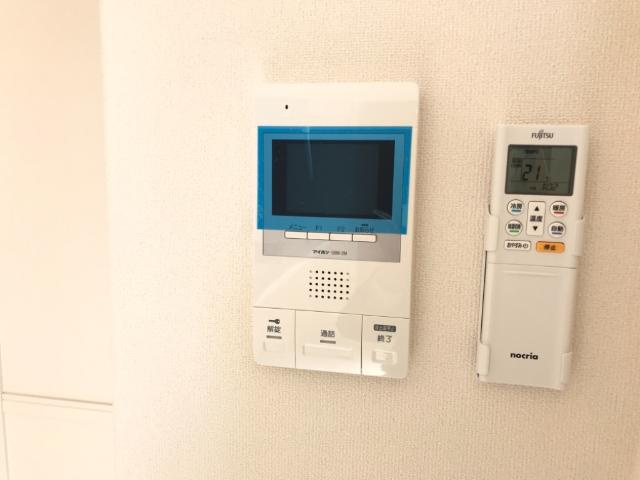 ソフィア名東の内装|カメラ付インターホン