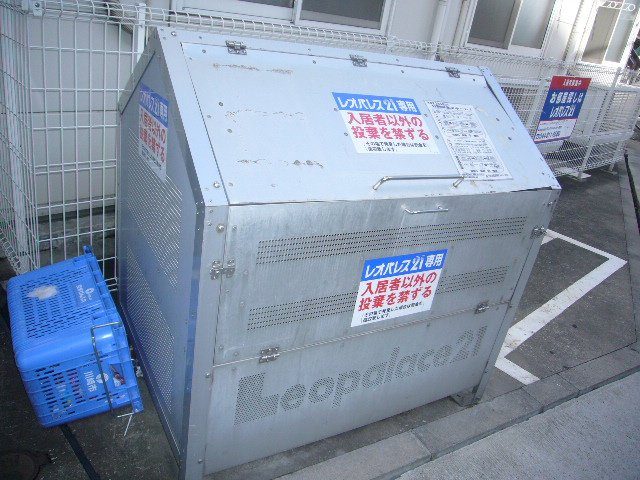 レオパレスＣＣＯＴＴのその他|ダストボックス