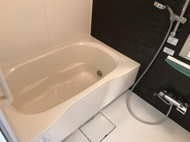 ゴールドクレストの浴室|バス