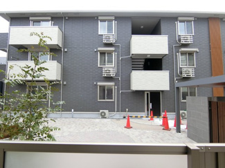 ★敷地内駐車場★（空き状況・使用料等詳細はご確認下さい）