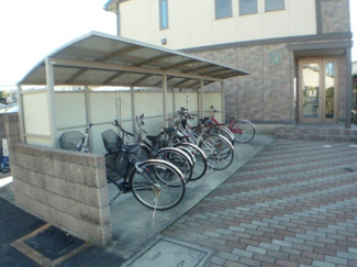 ★屋根付駐輪場★（空き状況・使用料等詳細はご確認下さい）
