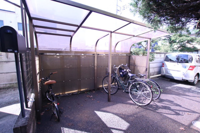 ★屋根付駐輪場★（空き状況・使用料等詳細はご確認下さい）