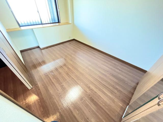 メゾンプレサスの内装|洋室