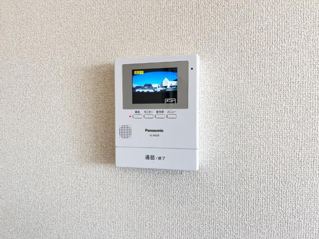 メゾンプレサスの内装|カメラ付インターホン