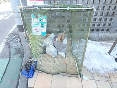 敷地内ごみ置き場