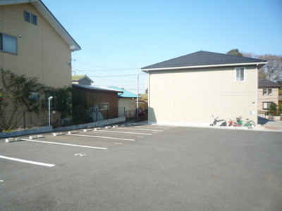 敷地内駐車場（要空き確認）