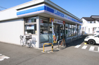 ローソン・スリーエフ都筑勝田橋店まで900ｍ
