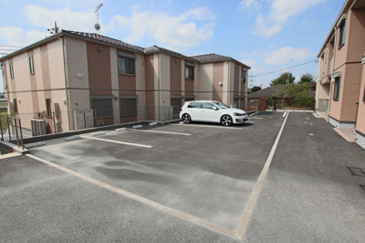 ★敷地内駐車場★（有料・要空き確認）