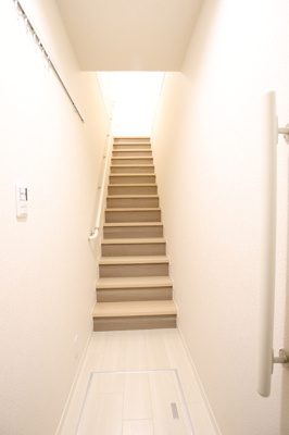 玄関から内階段