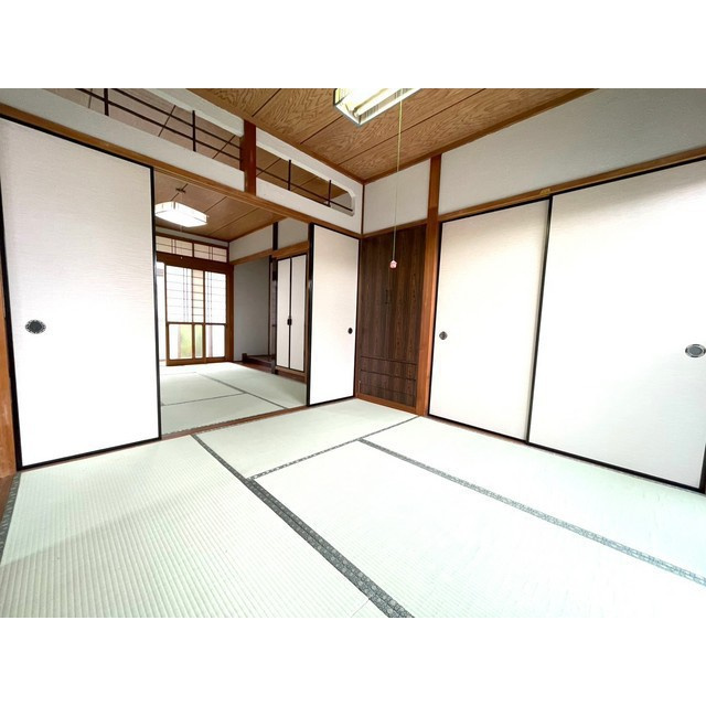 不破郡垂井町の一戸建ての収納