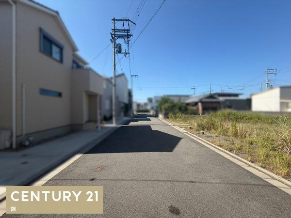 和歌山市神前　土地（2号地の内容）の前面道路含む現地写真