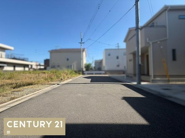 和歌山市神前　土地（2号地の内容）の前面道路含む現地写真