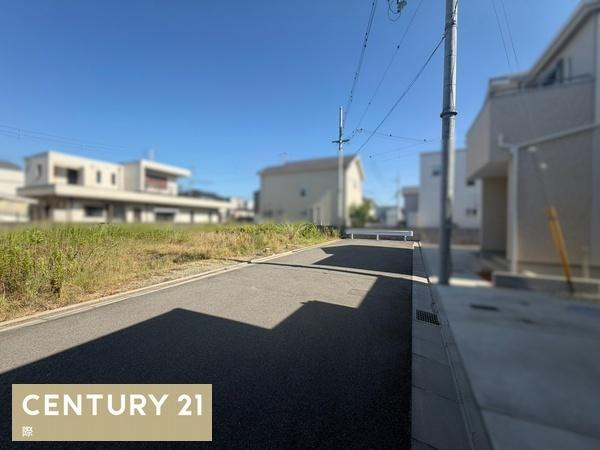 和歌山市神前　土地（2号地の内容）の前面道路含む現地写真