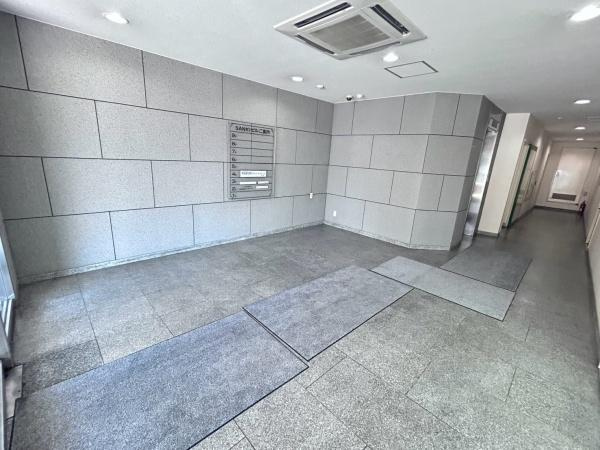 【エントランス】 | 米子ビル　別館　6