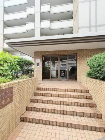 【エントランス】 | シティライフ吉塚 | 安全に配慮されたオートロック付き。室内ＴＶモニタ付インターホンで確認できます