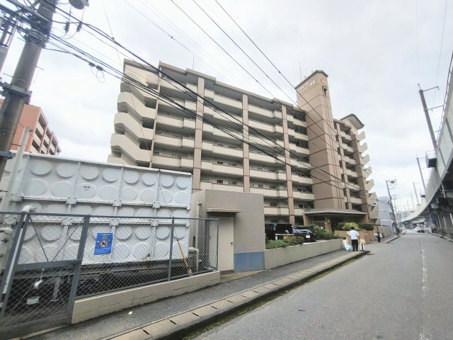 【外観】 | シティライフ吉塚 | 吉塚駅まで徒歩6分。博多まで程よい距離でアクセス便利です