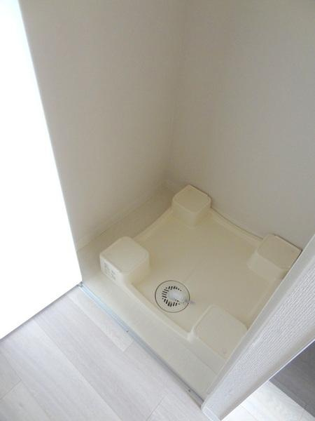 エステージ難波ＷＥＳＴの洗面所|★室内洗濯機置場★
