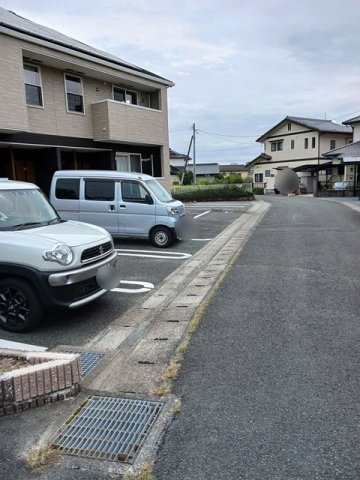 八千代ビレッジの駐車場