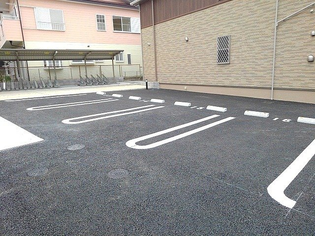 アメニティー　Ⅱの駐車場