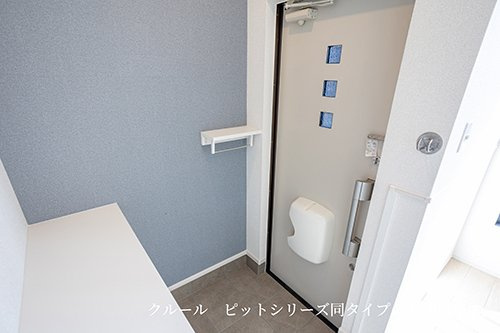 シュエット松ノ木の玄関