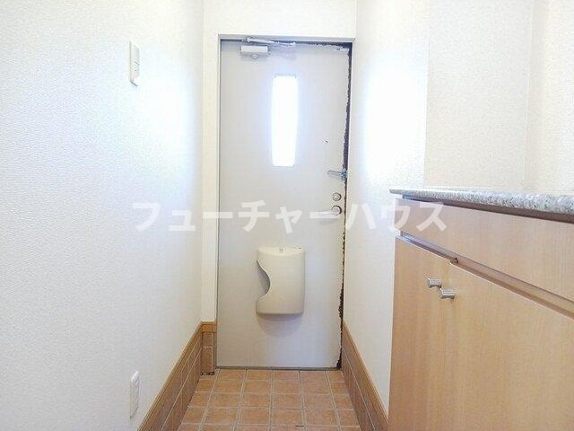 スターズの玄関|収納もある玄関です