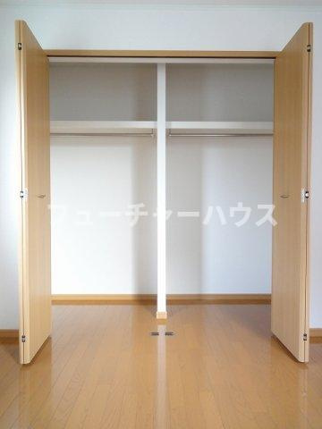 ジュネスの収納