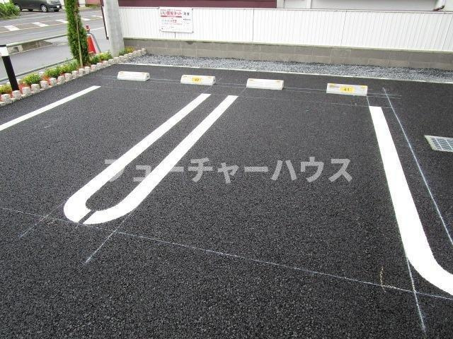 ラ・メール　Ａの駐車場